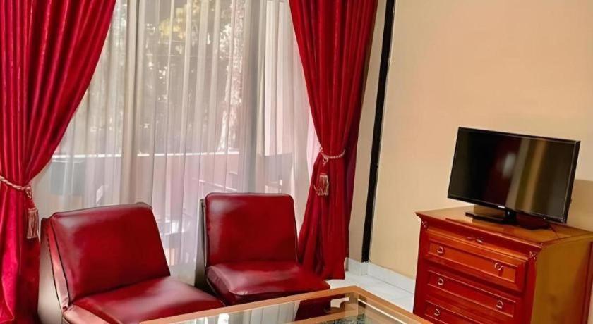בוקיטינגי Hotel Benteng מראה חיצוני תמונה