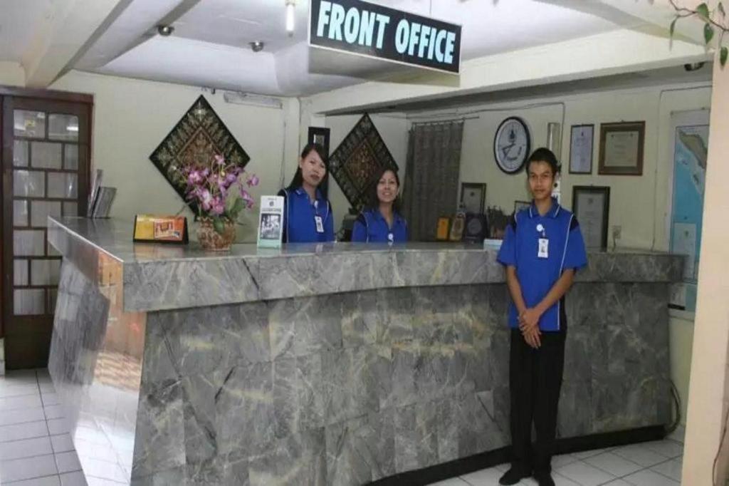 בוקיטינגי Hotel Benteng מראה חיצוני תמונה
